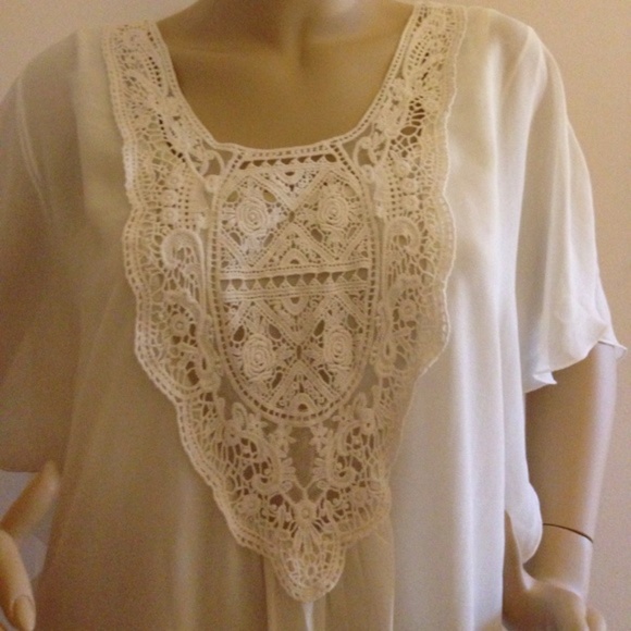 IVORY EMBROIDED TUNIC TOP - Picture 6 of 6